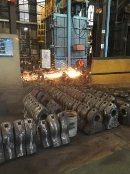 Testa di martello resistente e robusta per frantumiere d'impatto