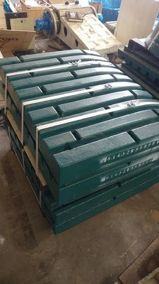 1000 kg di peso piastra di mascella in acciaio di alta manganese di fusione per C105 C106