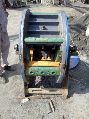 Deburring B9100 Rotor Parti in acciaio personalizzate per miniere VSI Crusher Parti di ricambio