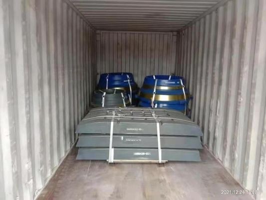 Parti di frantumazione della mascella CJ815 personalizzate Placca della mascella con acciaio al manganese e processo di fusione
