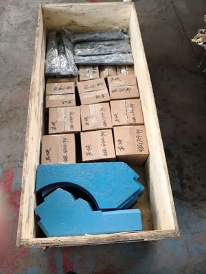 3.21 KG Ispezione professionale CV117 Piastra di usura superiore VSi di frantumazione Ricambi di usura