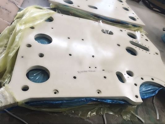 Piastra laterale del trituratore C125 OEM Parti di ricambio del trituratore della mascella