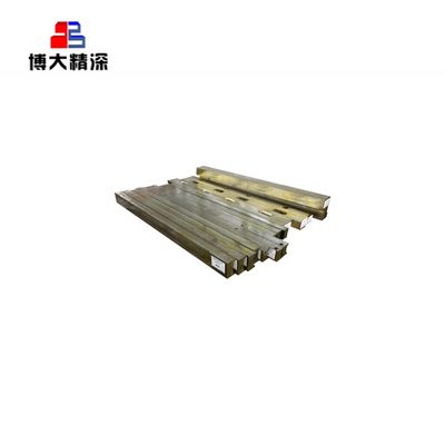599 KG Peso di Forgiazione di Quaglia Breaker Wedge per C140 45 OEM Chinese Quaglia Crusher Accessori
