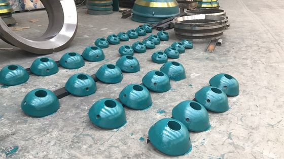 Piastra di alimentazione in acciaio al carbonio e bullone di chiusura per HP400 pezzi di ricambio di frantumazione a cono 1093040077
